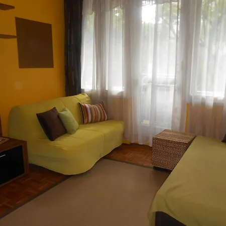 Lark Budapest